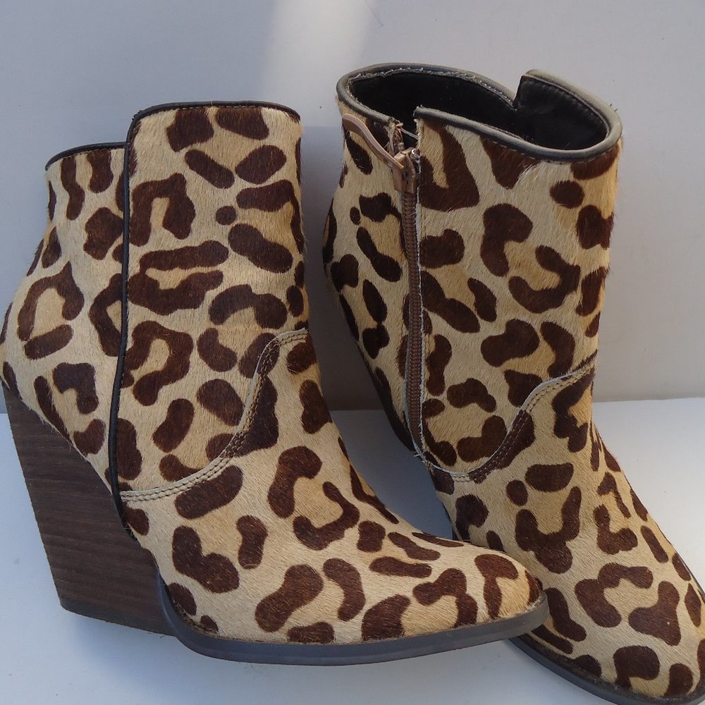 Size 7. Very Volatile Leopard Print Booties. - image 1